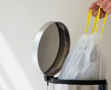 biodegradable-trash-bag-1610988061660 3
